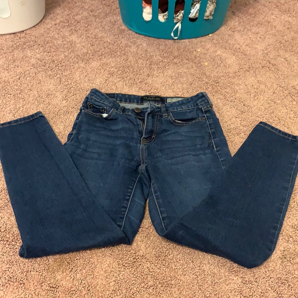 blue skinny jeans